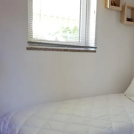 2 Zimmerwohnung Fuer 3 Personen * Banjole
