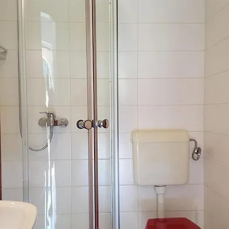 Appartement 2 Zimmerwohnung Fuer 3 Personen *
